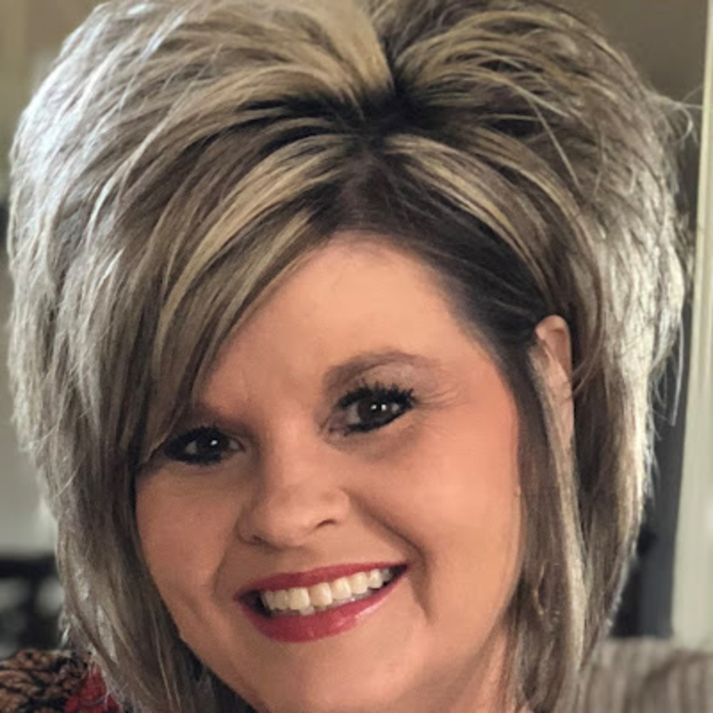 Meet your Posher, Angie